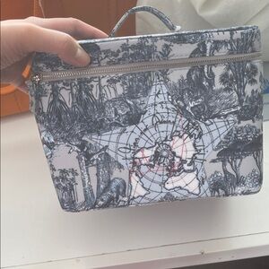 Stylish Black and White Men's Bag
